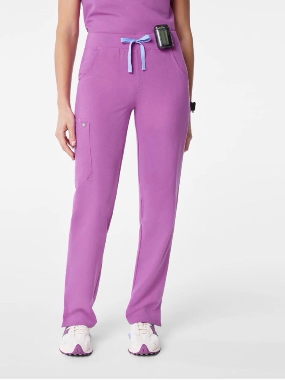 NEW FIGS Women’s Technical Collection Zamora Jogger Scrub Pants Magenta Size XL